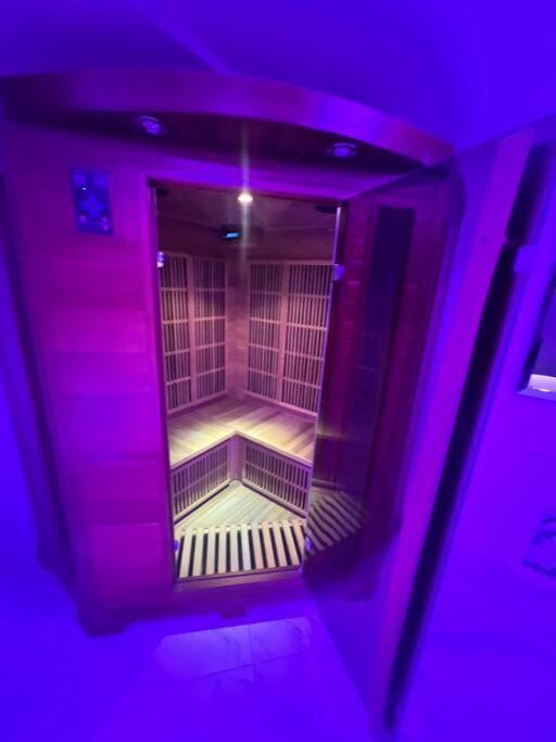 Maison Appartement Triplex Avec Jacuzzi Et Sauna Saint-Etienne  Extérieur photo